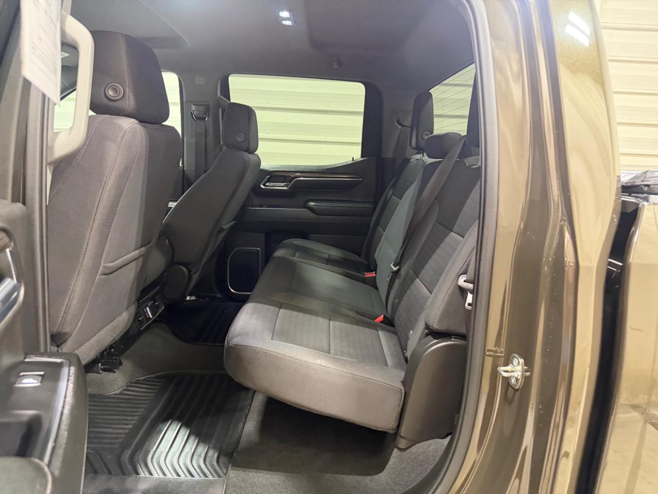 Chevrolet Silverado 1500 4WD Crew Cab 147" LT w/2FL 2023