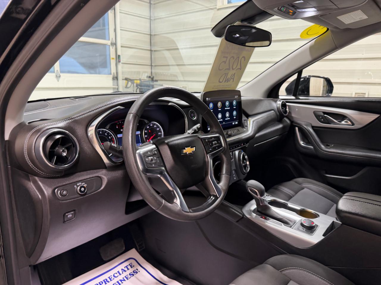 Chevrolet Blazer AWD 4dr LT w/2LT 2025