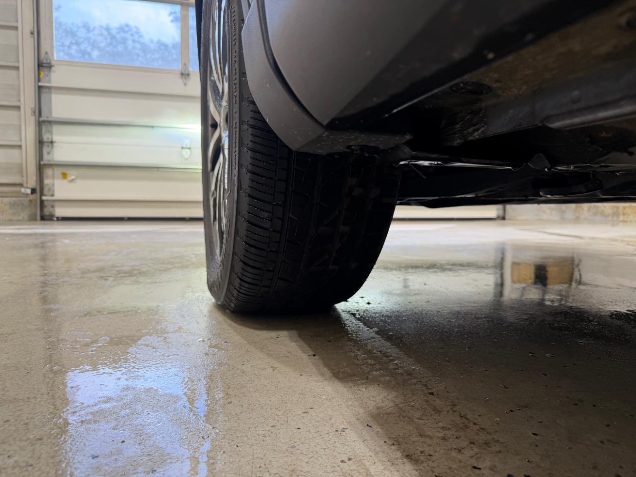 Toyota Corolla Cross XLE 4WD (Natl) 2022