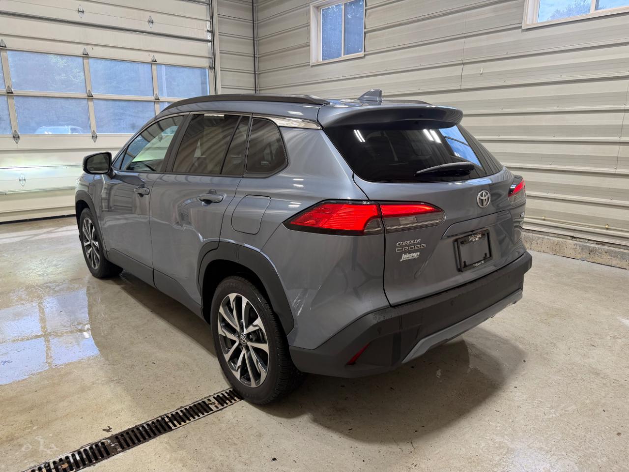 Toyota Corolla Cross XLE 4WD (Natl) 2022