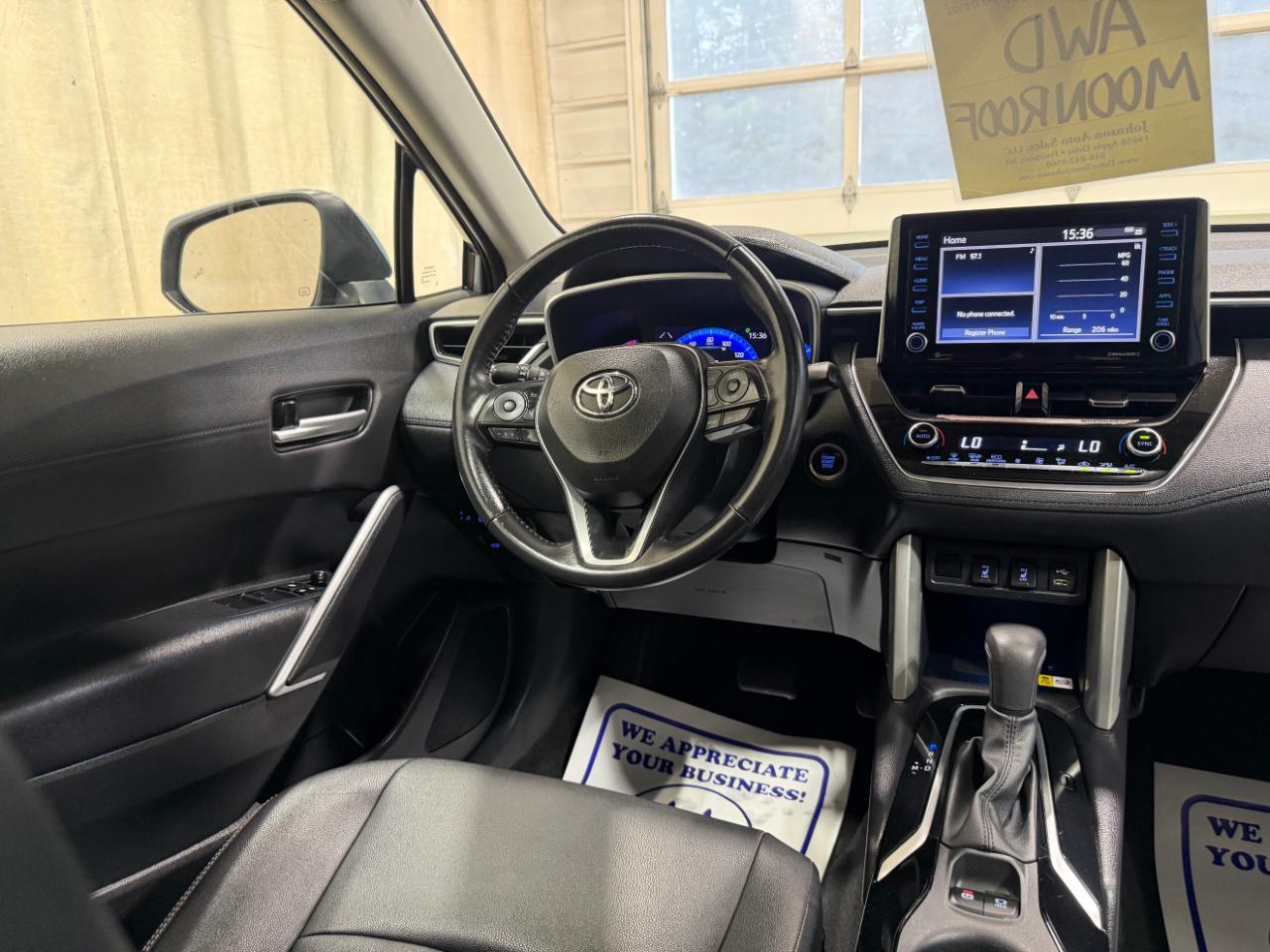Toyota Corolla Cross XLE 4WD (Natl) 2022
