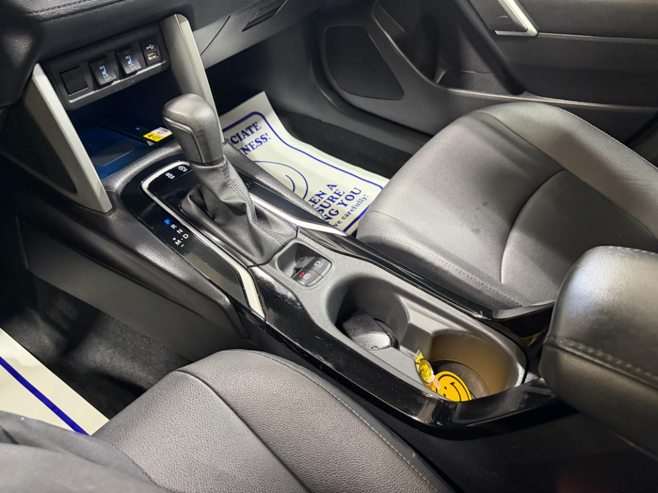 Toyota Corolla Cross XLE 4WD (Natl) 2022