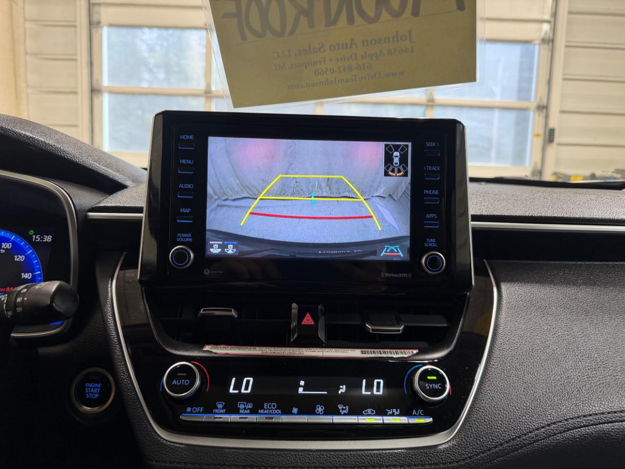 Toyota Corolla Cross XLE 4WD (Natl) 2022