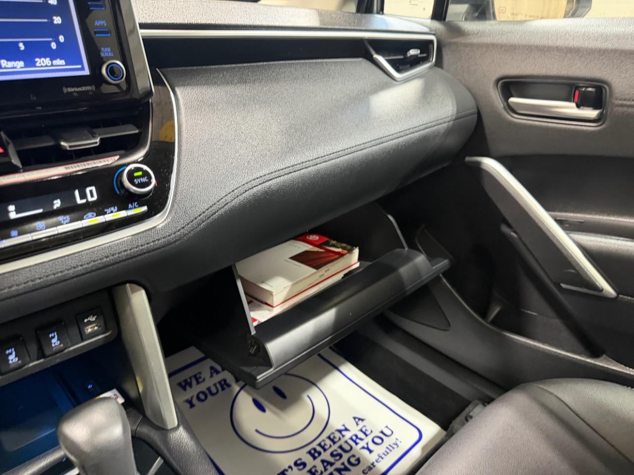 Toyota Corolla Cross XLE 4WD (Natl) 2022