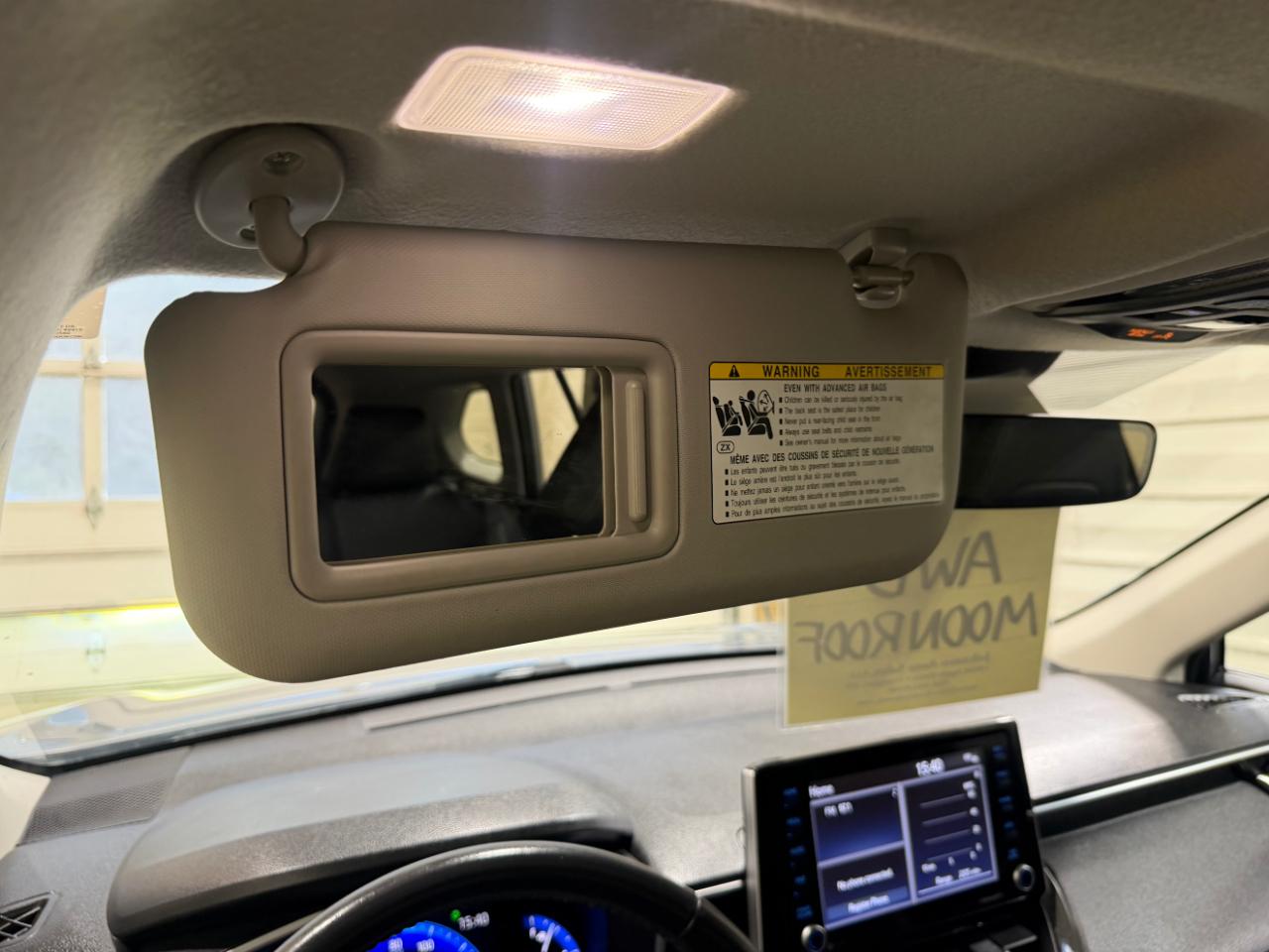 Toyota Corolla Cross XLE 4WD (Natl) 2022