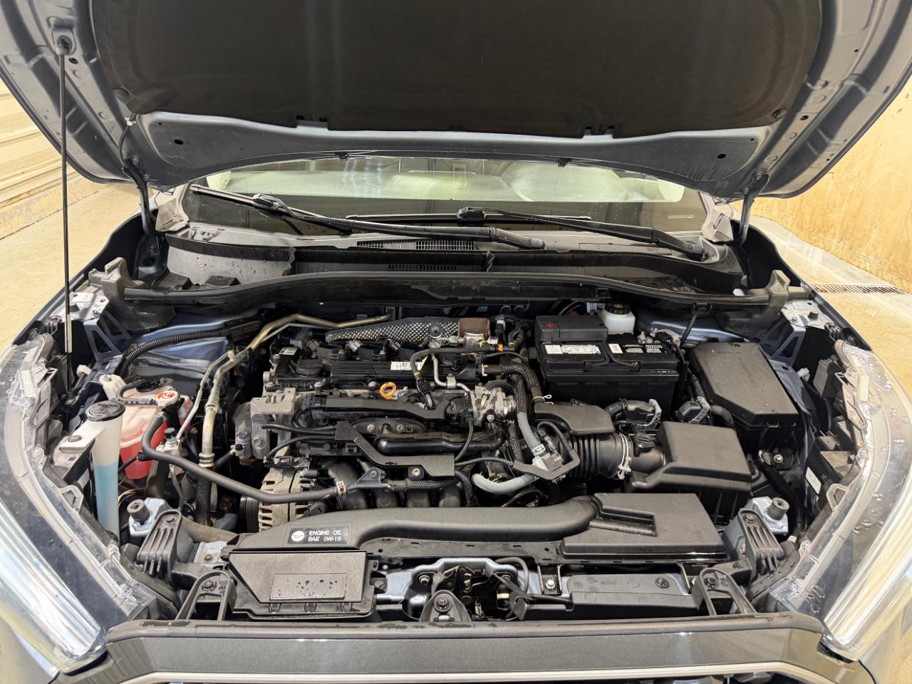 Toyota Corolla Cross XLE 4WD (Natl) 2022
