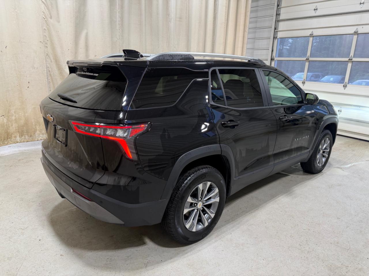 Chevrolet Equinox AWD 4dr LT w/2LT 2025