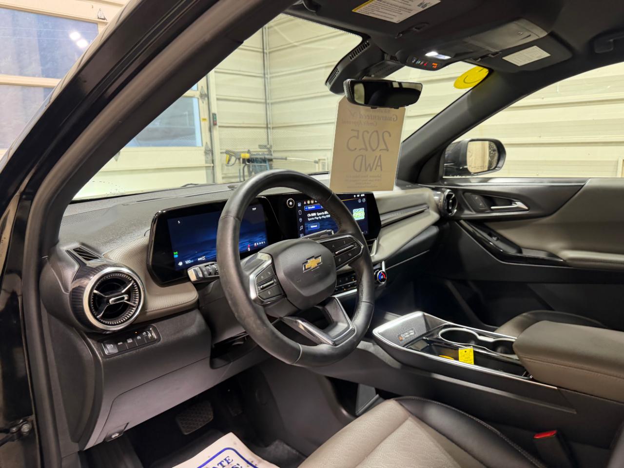 Chevrolet Equinox AWD 4dr LT w/2LT 2025