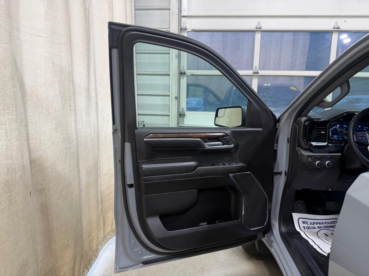 GMC Sierra 1500 4WD Crew Cab 147" Elevation w/3VL 2024