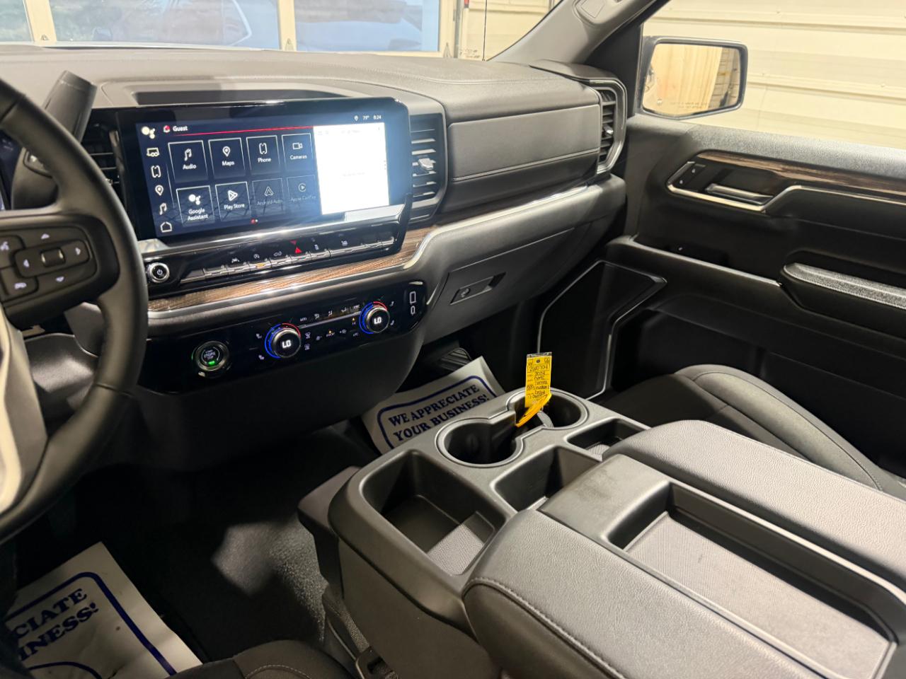 GMC Sierra 1500 4WD Crew Cab 147" Elevation w/3VL 2024