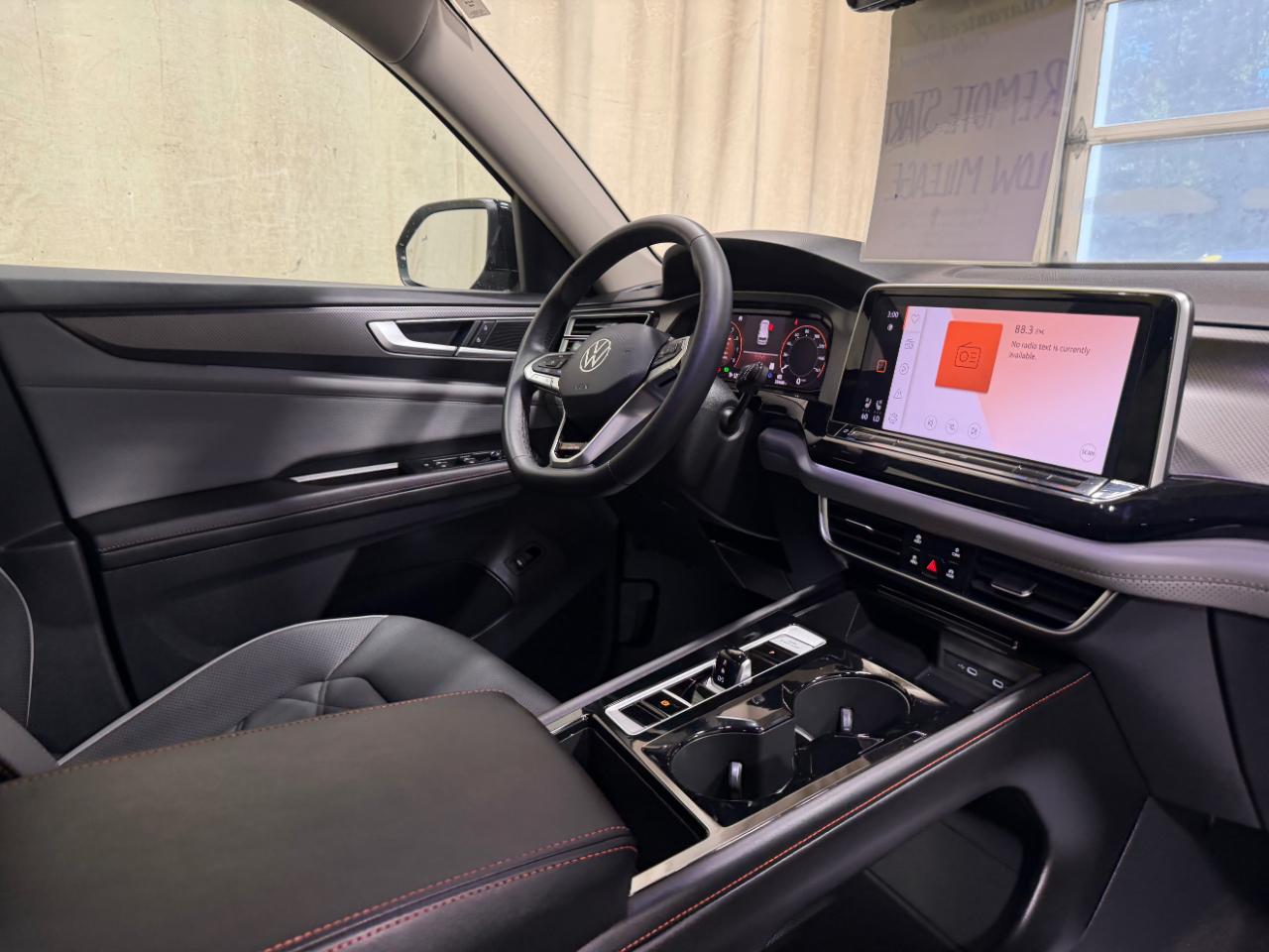 Volkswagen Atlas 2.0T Peak Edition SEL 4MOTION 2024
