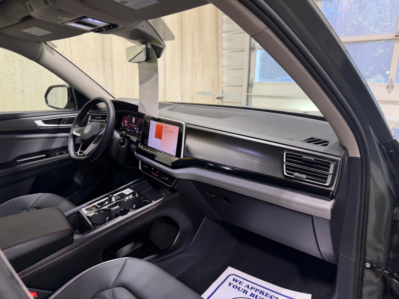 Volkswagen Atlas 2.0T Peak Edition SEL 4MOTION 2024