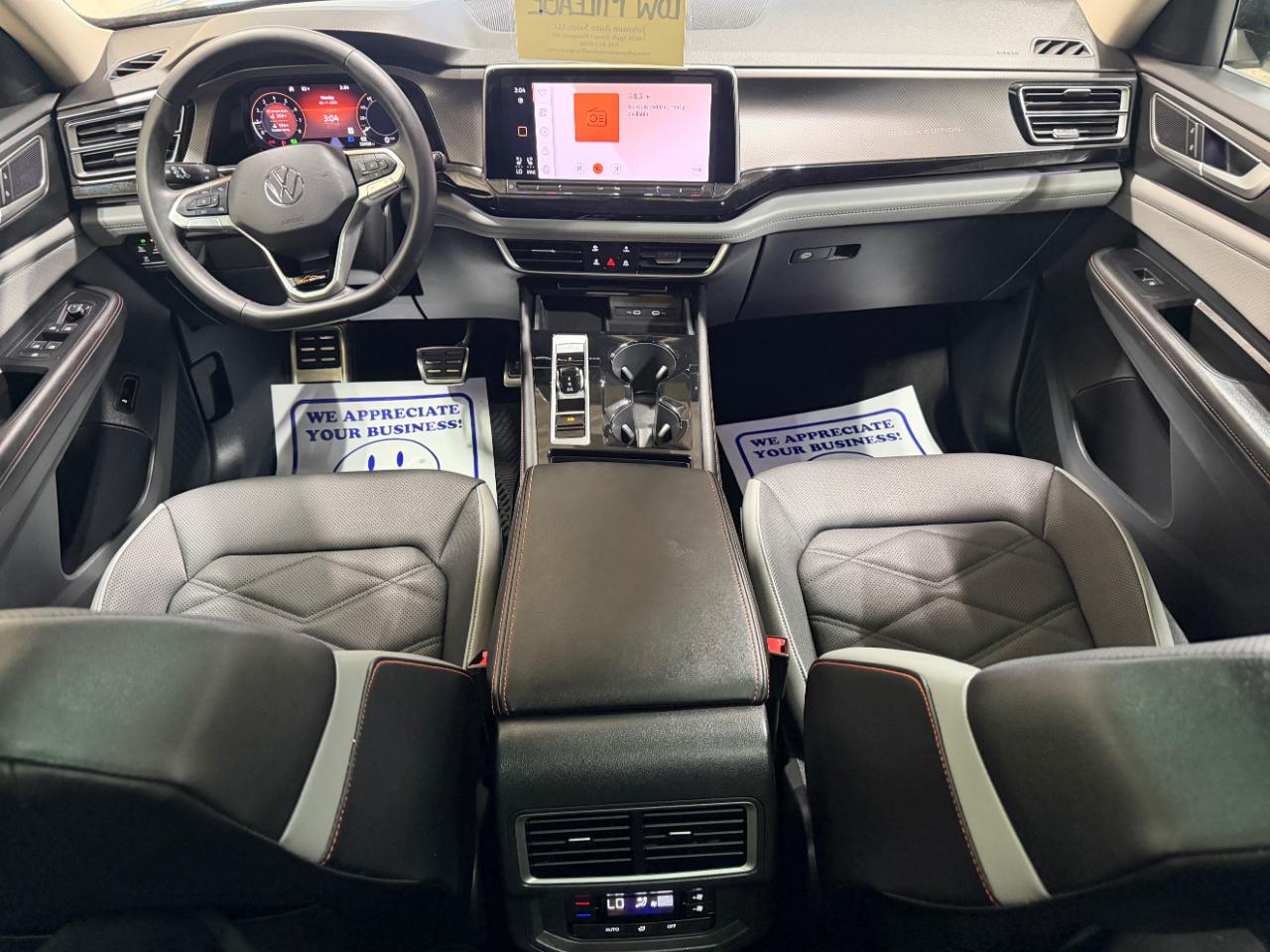 Volkswagen Atlas 2.0T Peak Edition SEL 4MOTION 2024