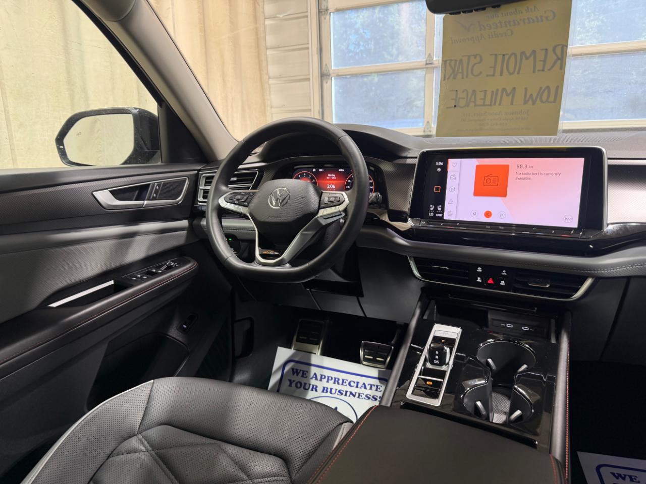 Volkswagen Atlas 2.0T Peak Edition SEL 4MOTION 2024
