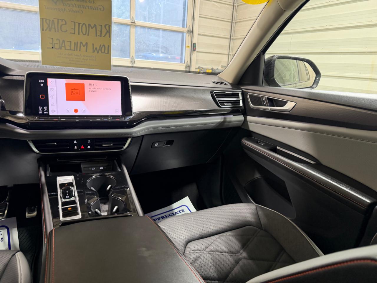 Volkswagen Atlas 2.0T Peak Edition SEL 4MOTION 2024