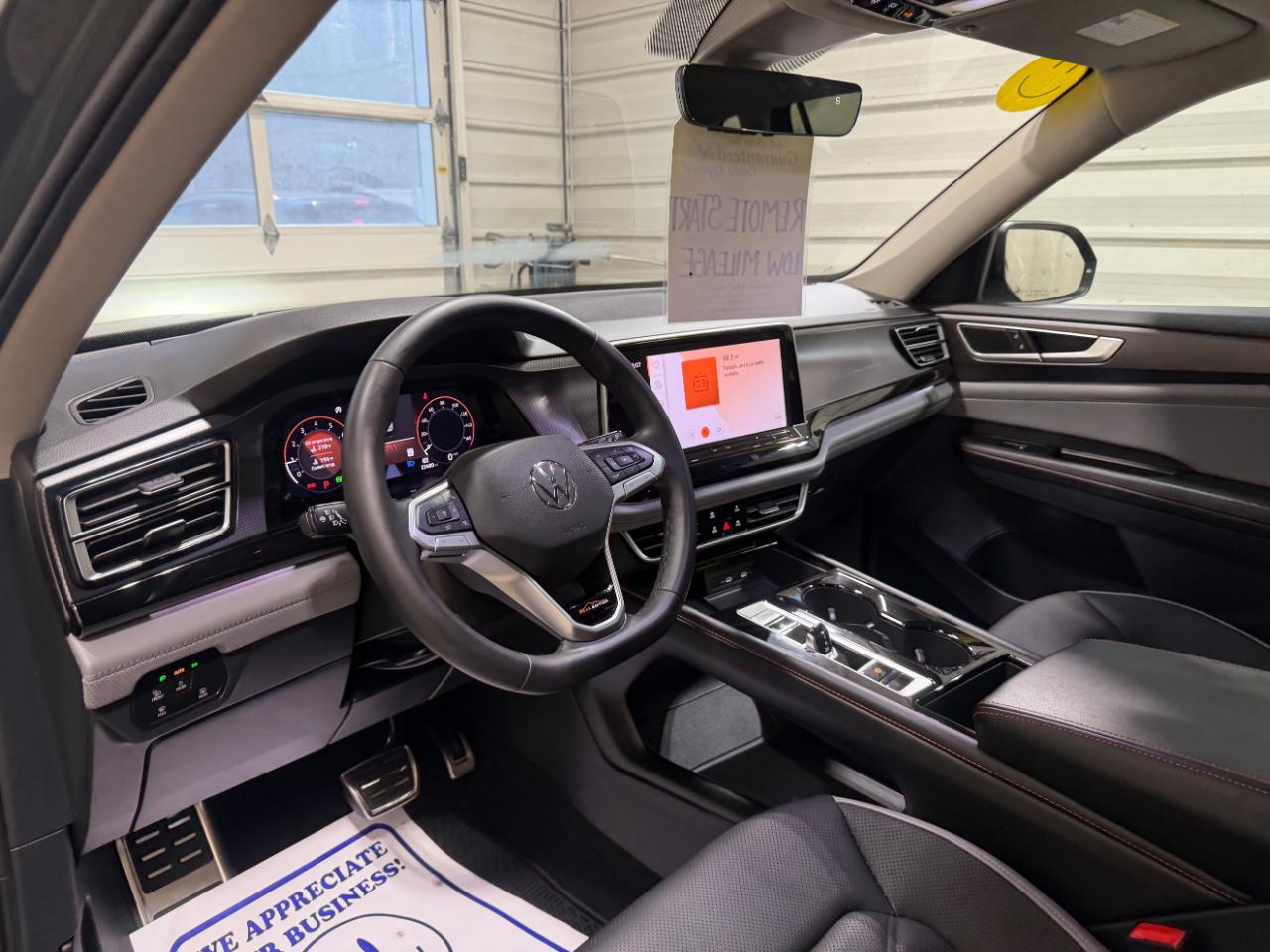 Volkswagen Atlas 2.0T Peak Edition SEL 4MOTION 2024