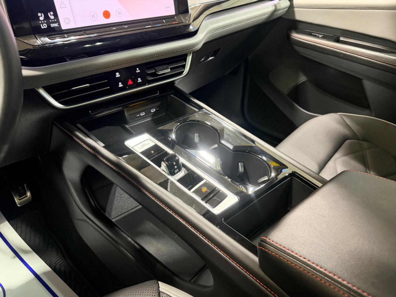 Volkswagen Atlas 2.0T Peak Edition SEL 4MOTION 2024