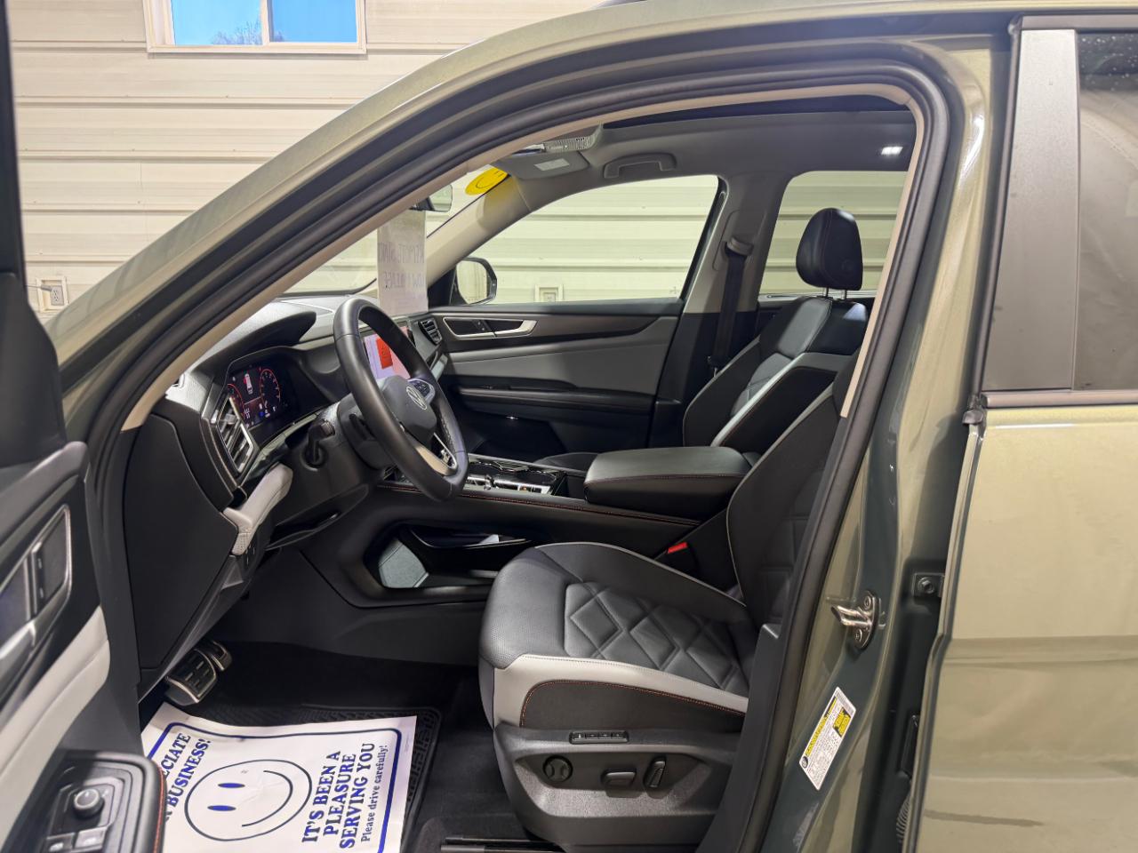Volkswagen Atlas 2.0T Peak Edition SEL 4MOTION 2024