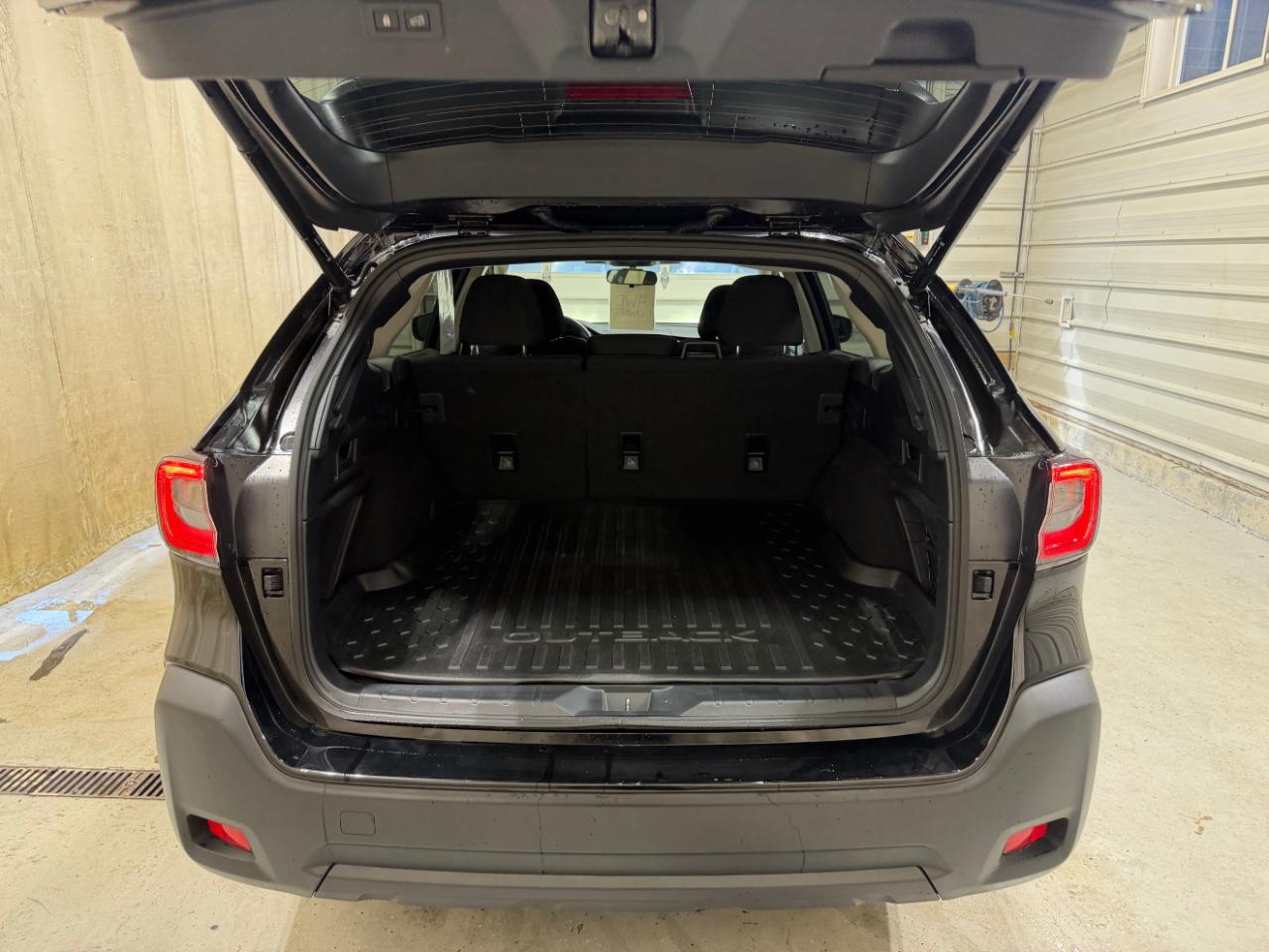 Subaru Outback Premium CVT 2023