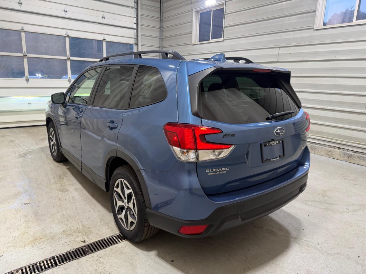 Subaru Forester Premium CVT 2023