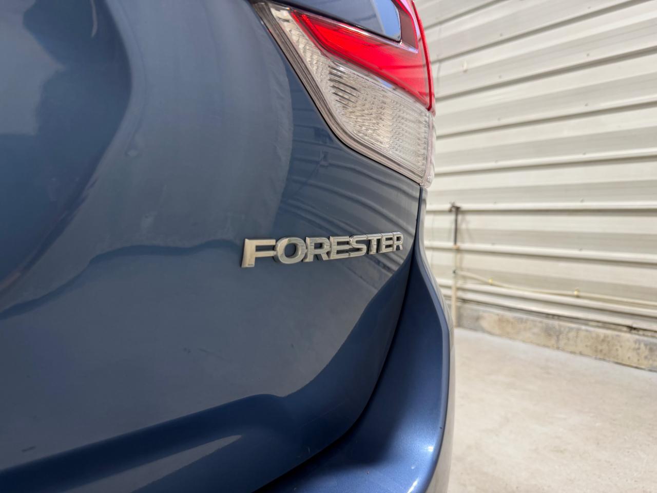 Subaru Forester Premium CVT 2023
