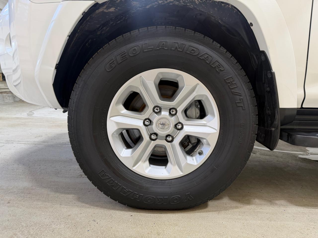 Toyota 4Runner SR5 Premium 4WD (Natl) 2021