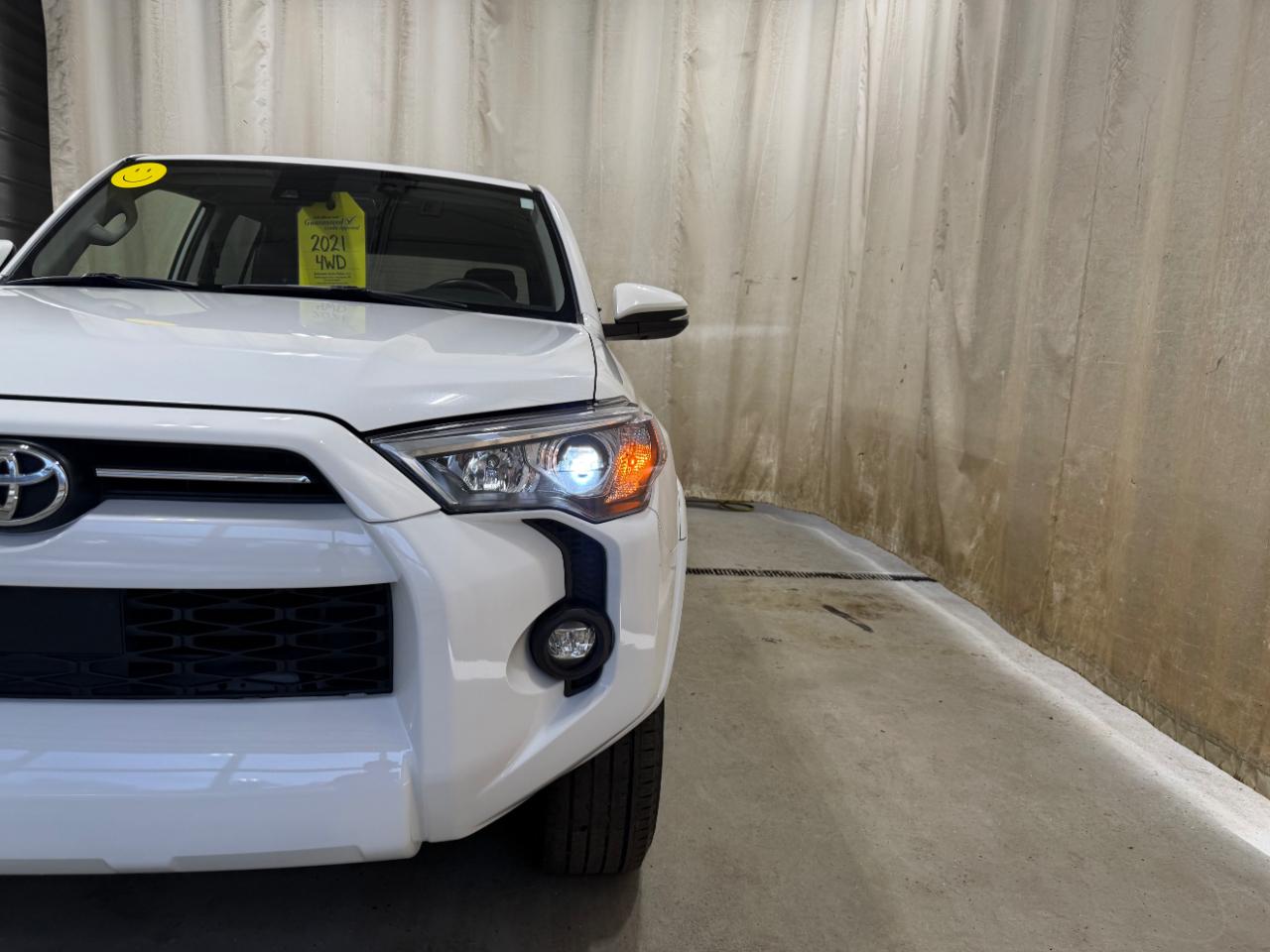 Toyota 4Runner SR5 Premium 4WD (Natl) 2021