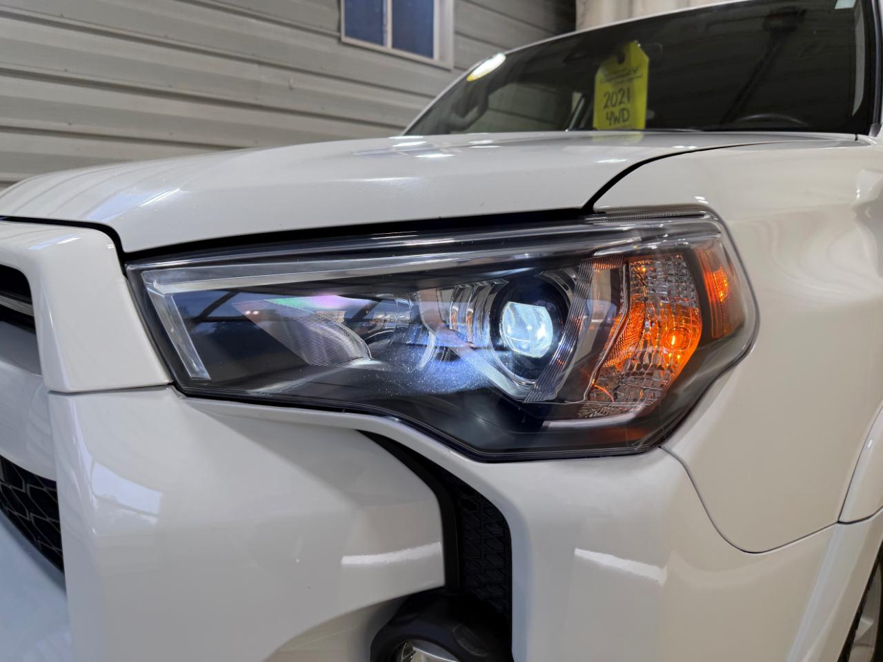 Toyota 4Runner SR5 Premium 4WD (Natl) 2021