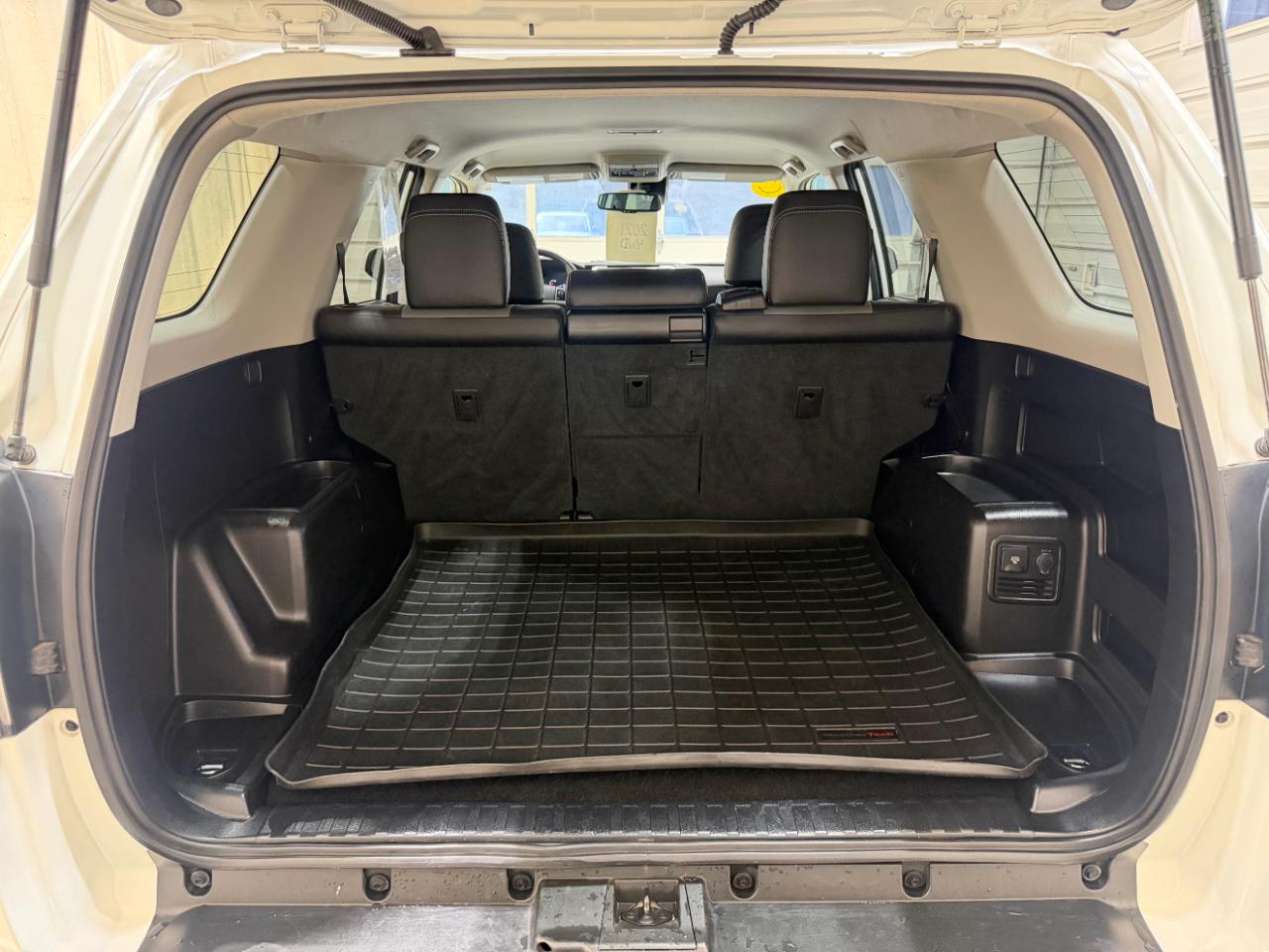 Toyota 4Runner SR5 Premium 4WD (Natl) 2021