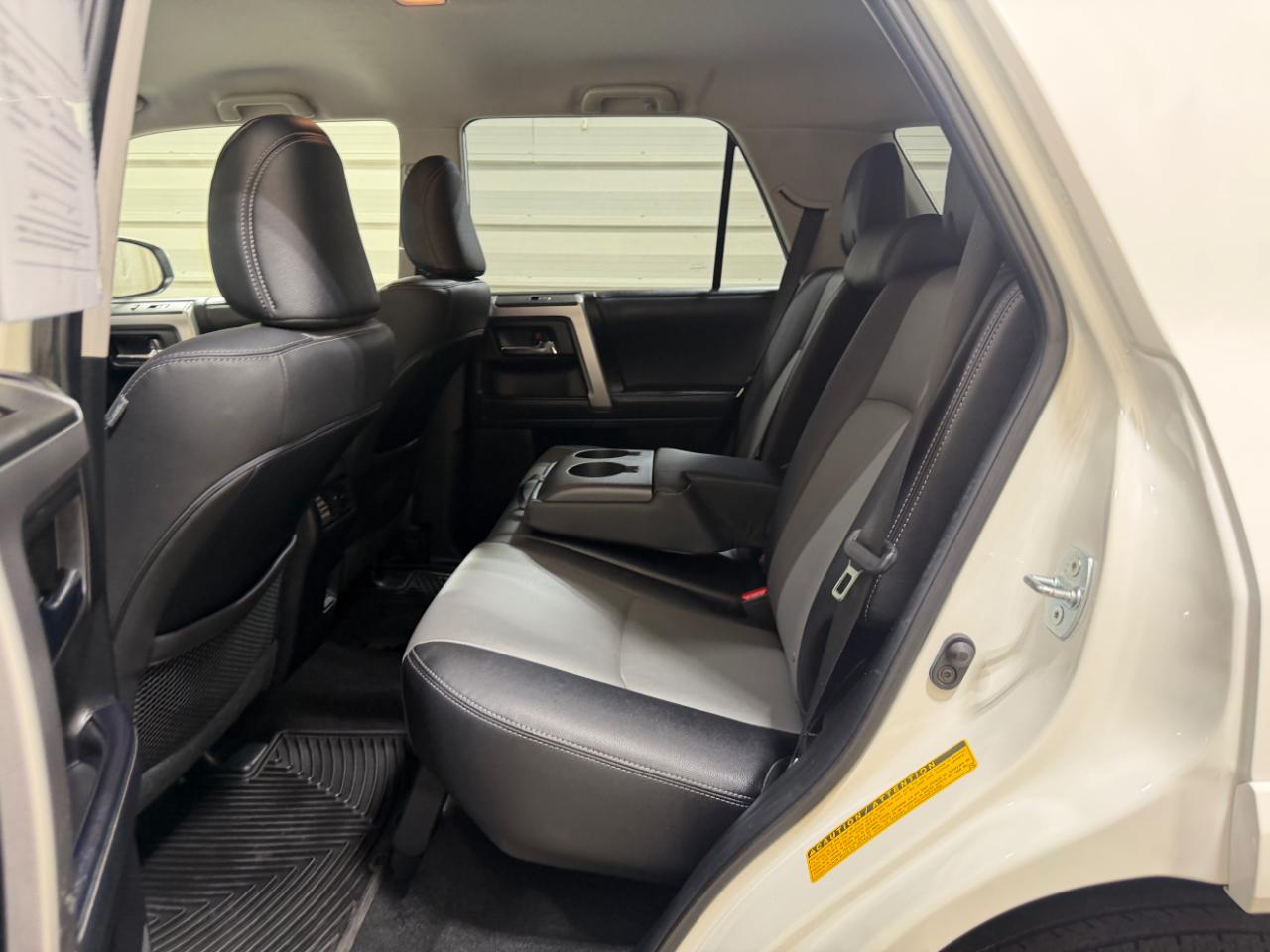 Toyota 4Runner SR5 Premium 4WD (Natl) 2021