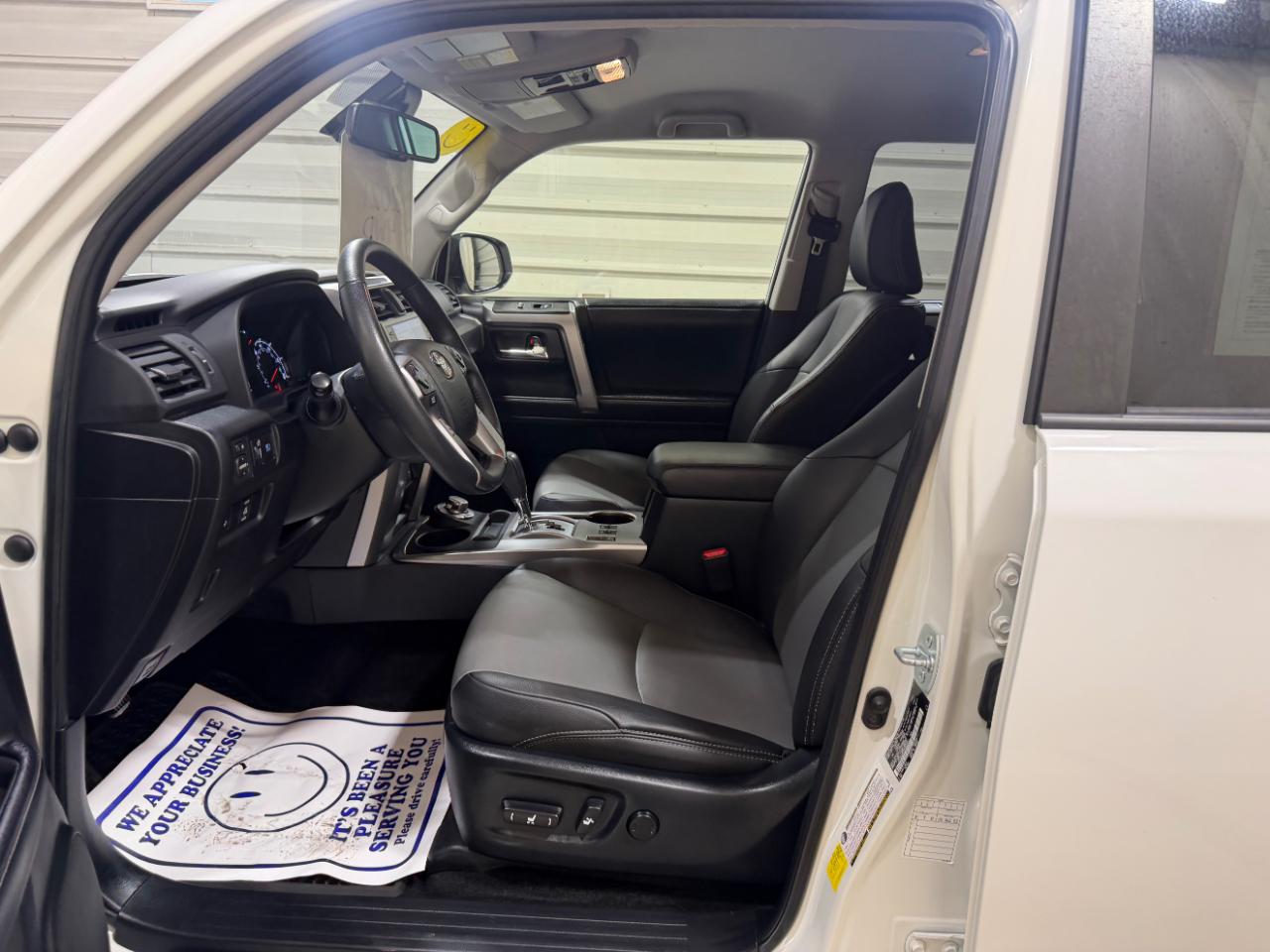 Toyota 4Runner SR5 Premium 4WD (Natl) 2021