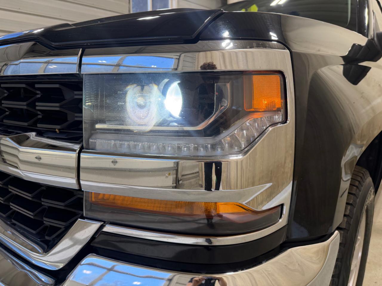 Chevrolet Silverado 1500 4WD Crew Cab 143.5" LT w/1LT 2018