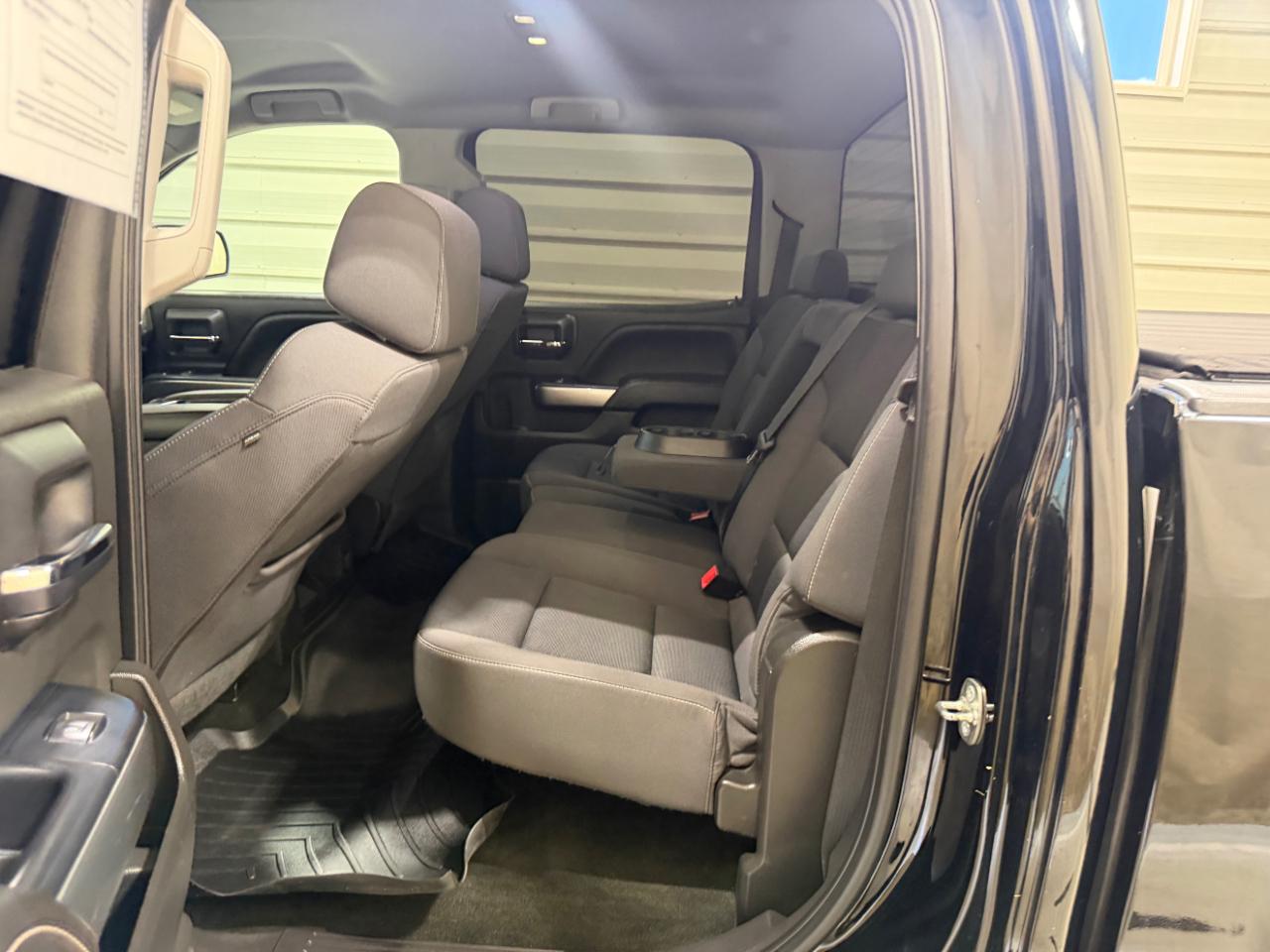 Chevrolet Silverado 1500 4WD Crew Cab 143.5" LT w/1LT 2018