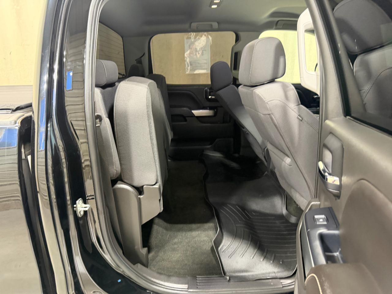 Chevrolet Silverado 1500 4WD Crew Cab 143.5" LT w/1LT 2018
