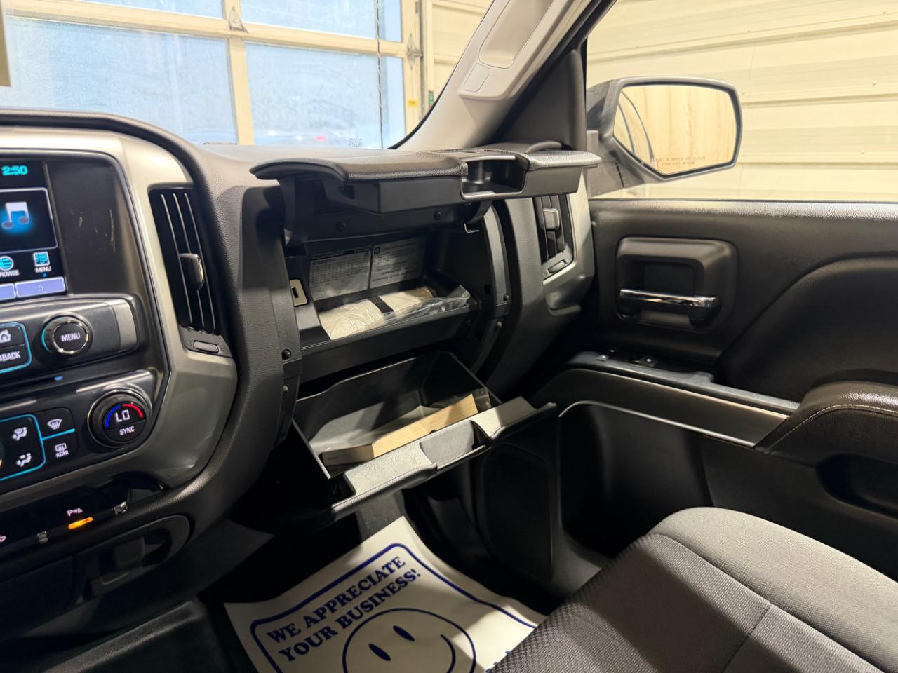 Chevrolet Silverado 1500 4WD Crew Cab 143.5" LT w/1LT 2018