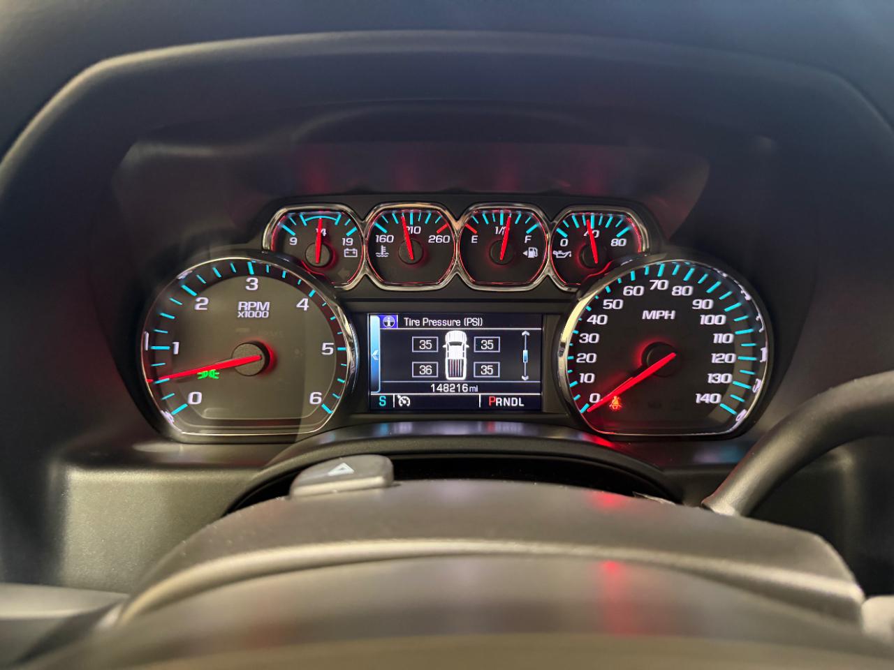 Chevrolet Silverado 1500 4WD Crew Cab 143.5" LT w/1LT 2018