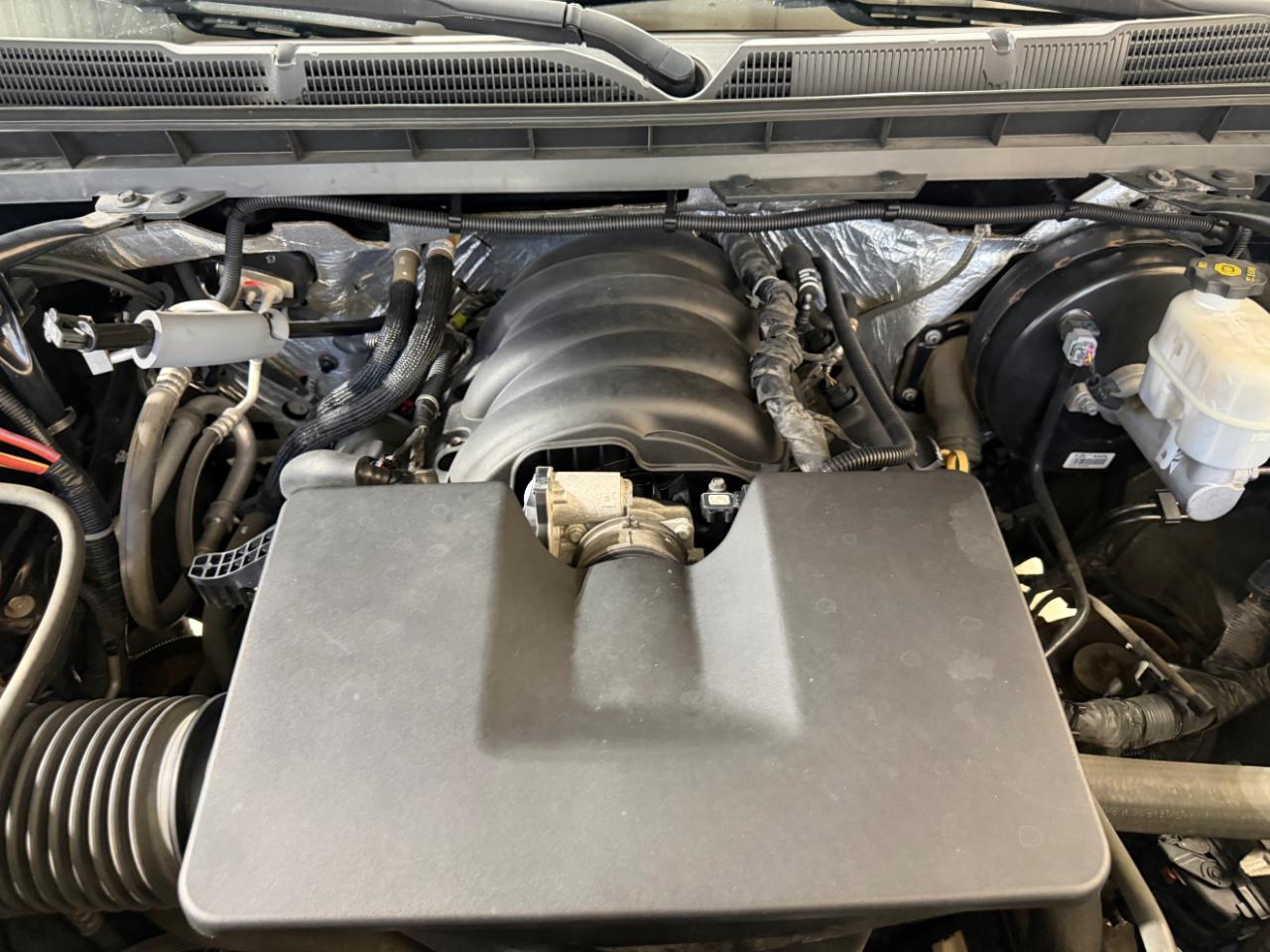 Chevrolet Silverado 1500 4WD Crew Cab 143.5" LT w/1LT 2018
