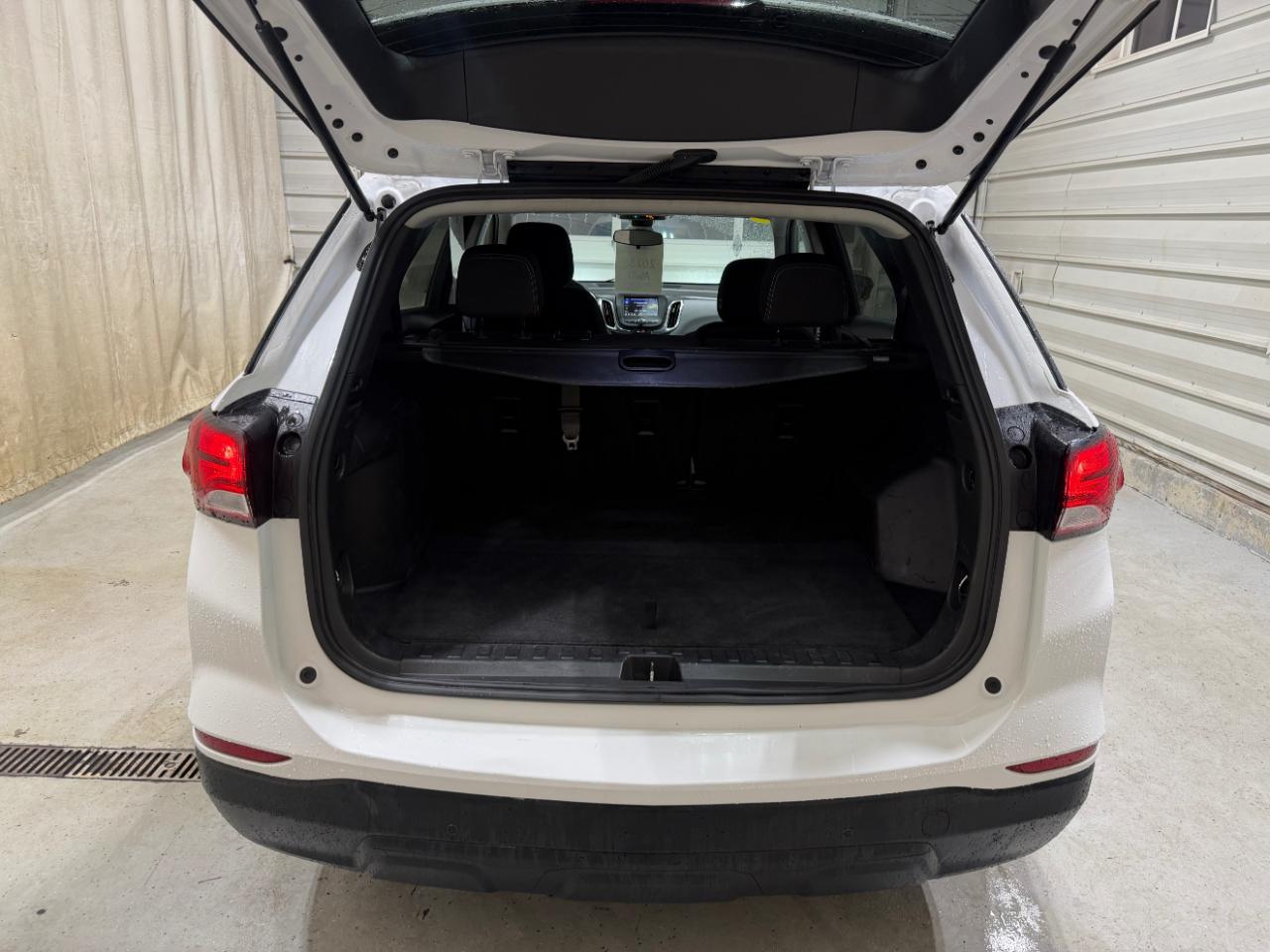 Chevrolet Equinox AWD 4dr LS w/1LS 2023