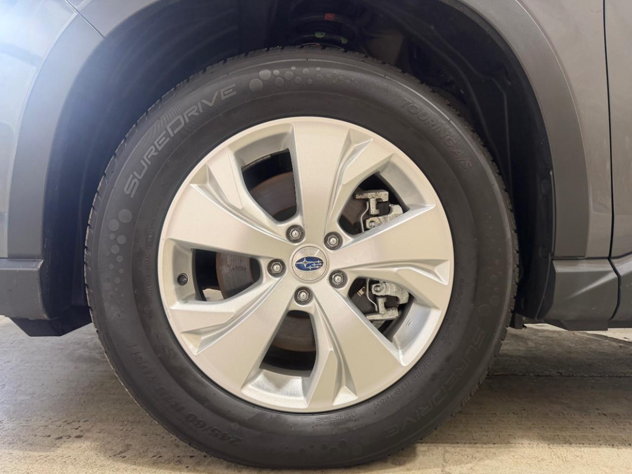 Subaru Ascent Premium 4D SUV 8-Passenger 2021