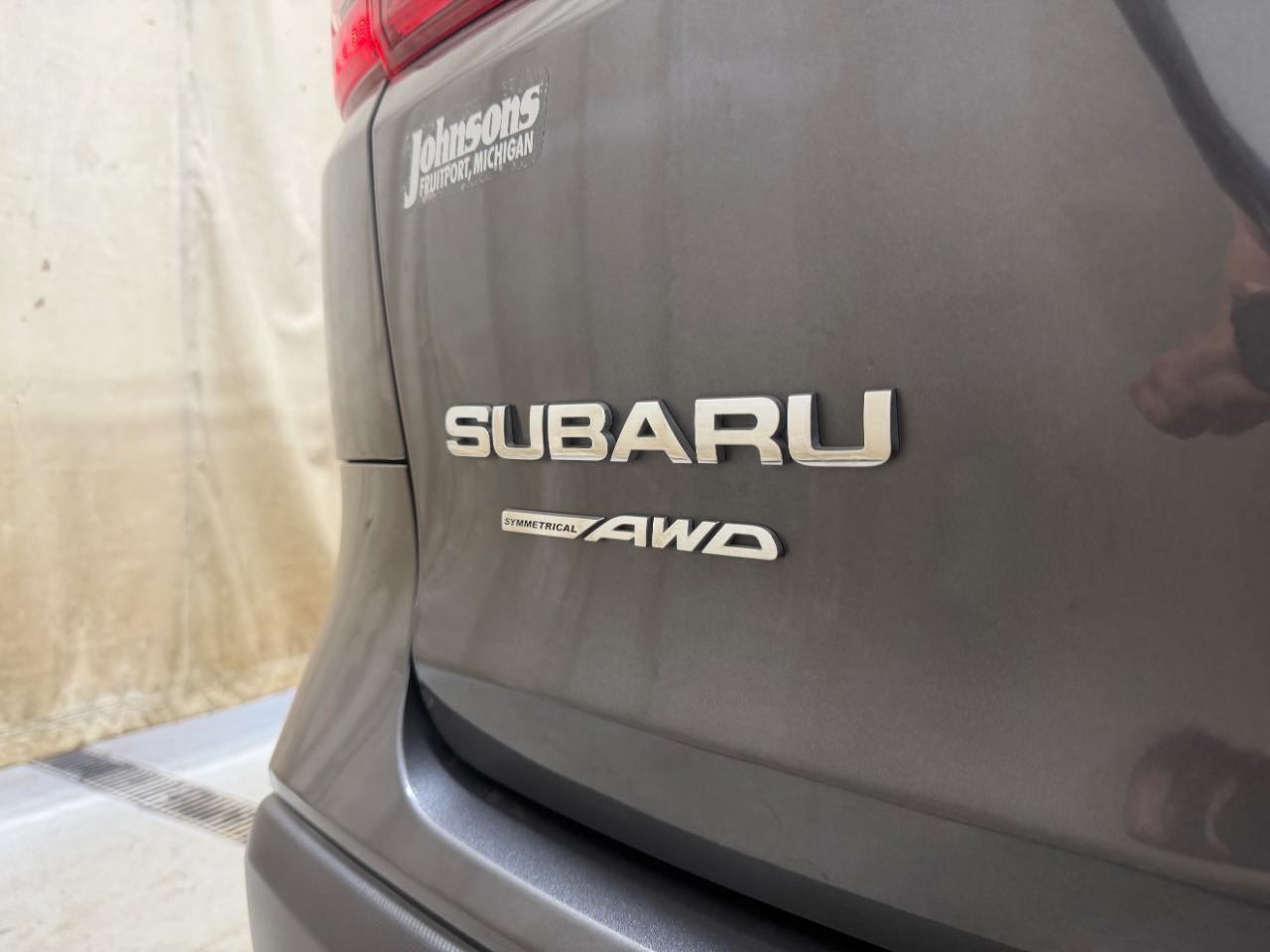 Subaru Ascent Premium 4D SUV 8-Passenger 2021