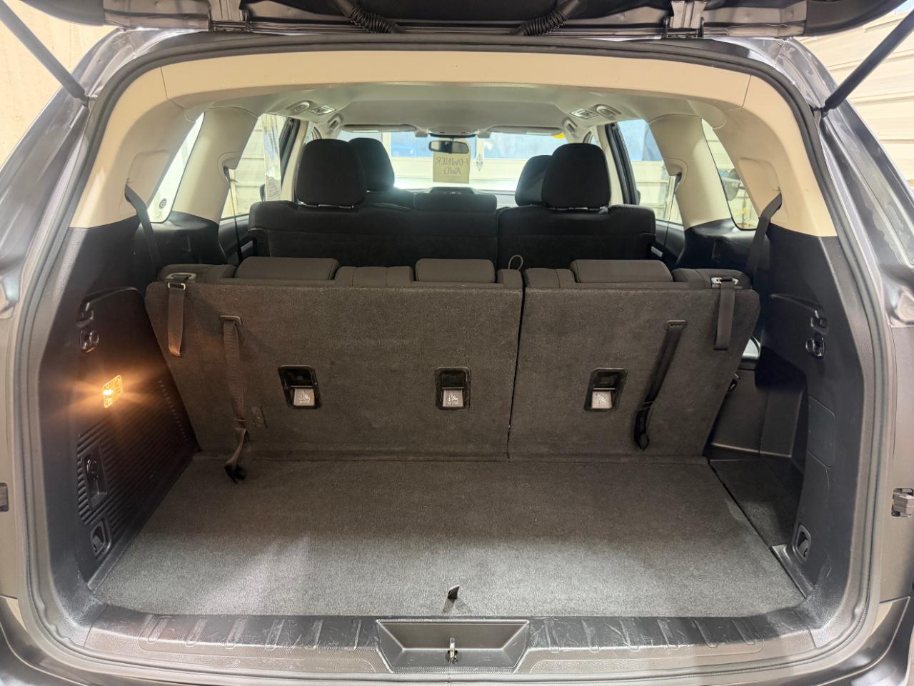 Subaru Ascent Premium 4D SUV 8-Passenger 2021