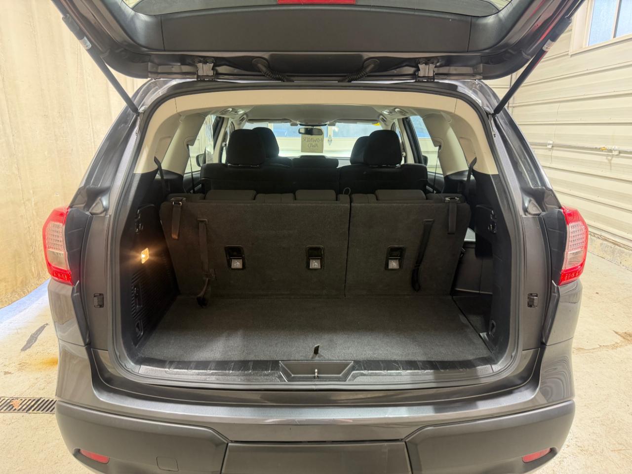 Subaru Ascent Premium 4D SUV 8-Passenger 2021