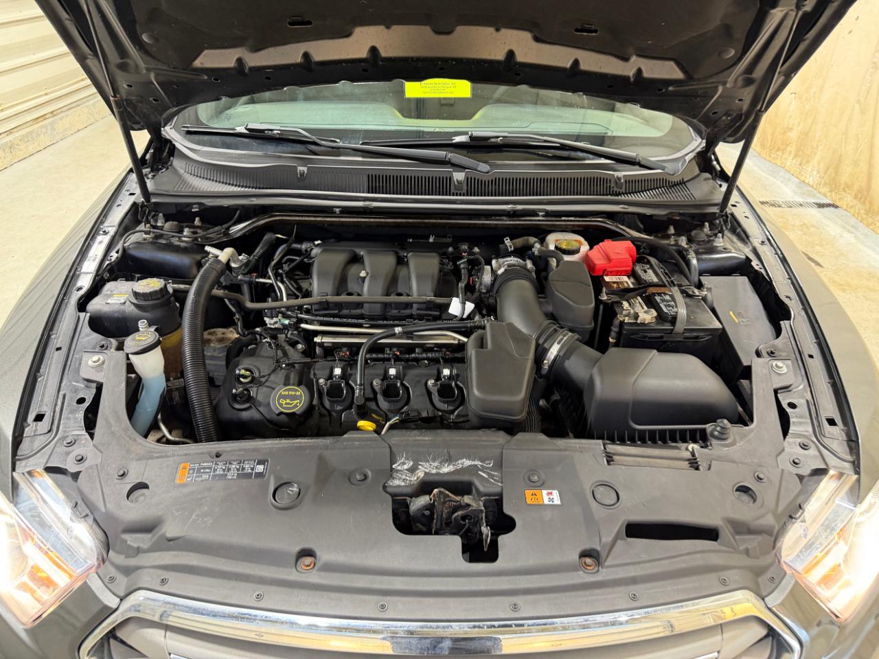 Ford Taurus SEL FWD 2018