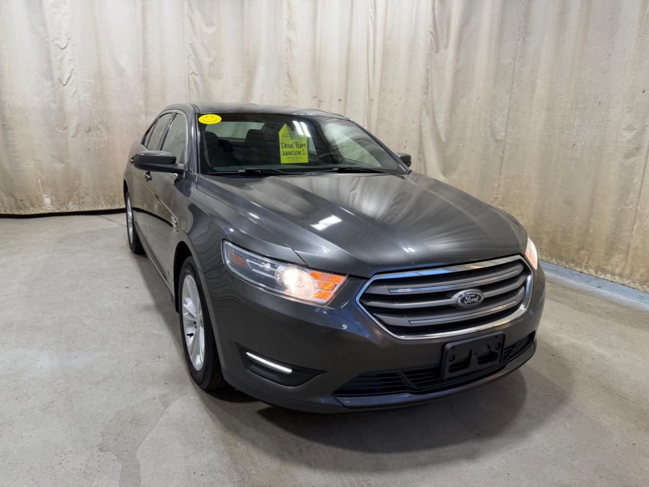 Ford Taurus SEL FWD 2018