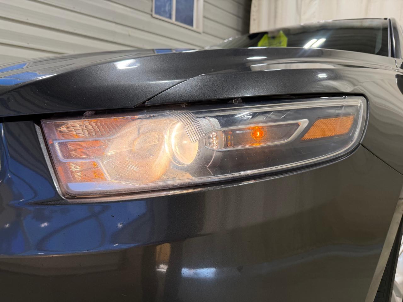 Ford Taurus SEL FWD 2018