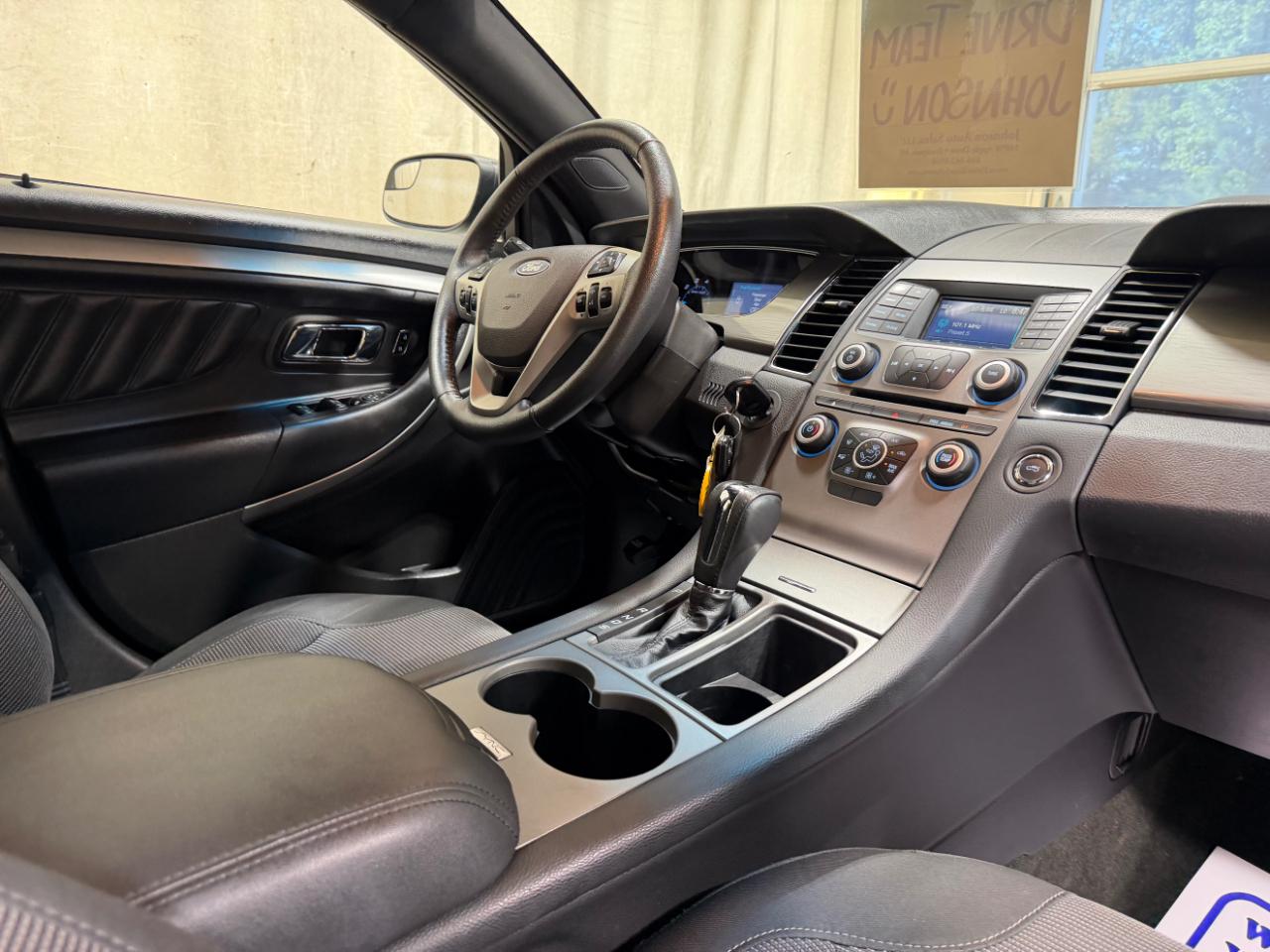 Ford Taurus SEL FWD 2018