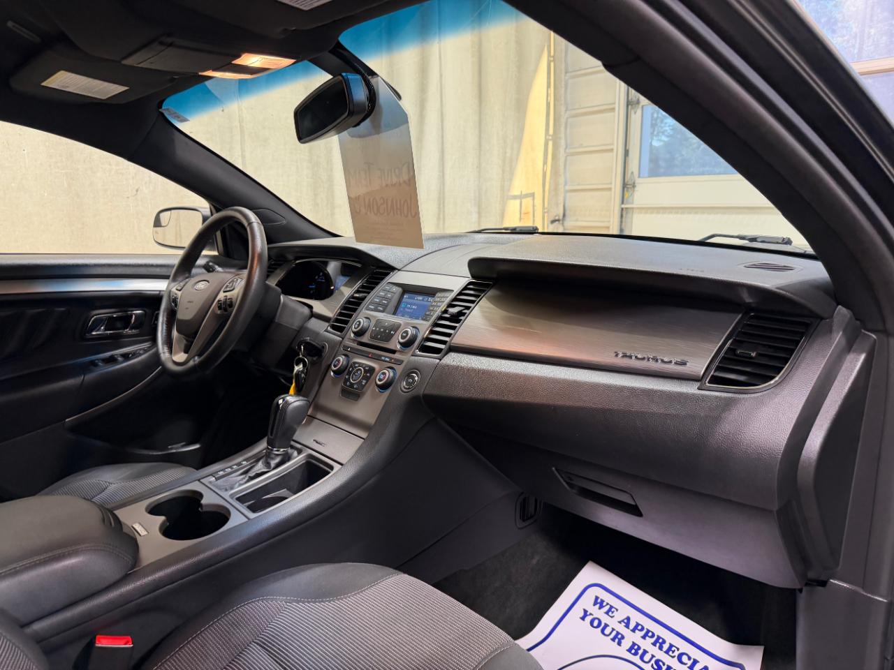 Ford Taurus SEL FWD 2018