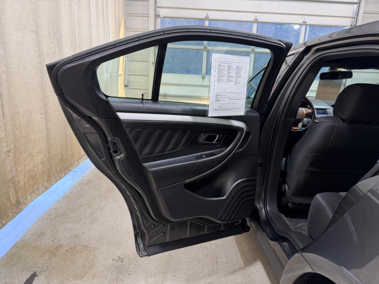 Ford Taurus SEL FWD 2018