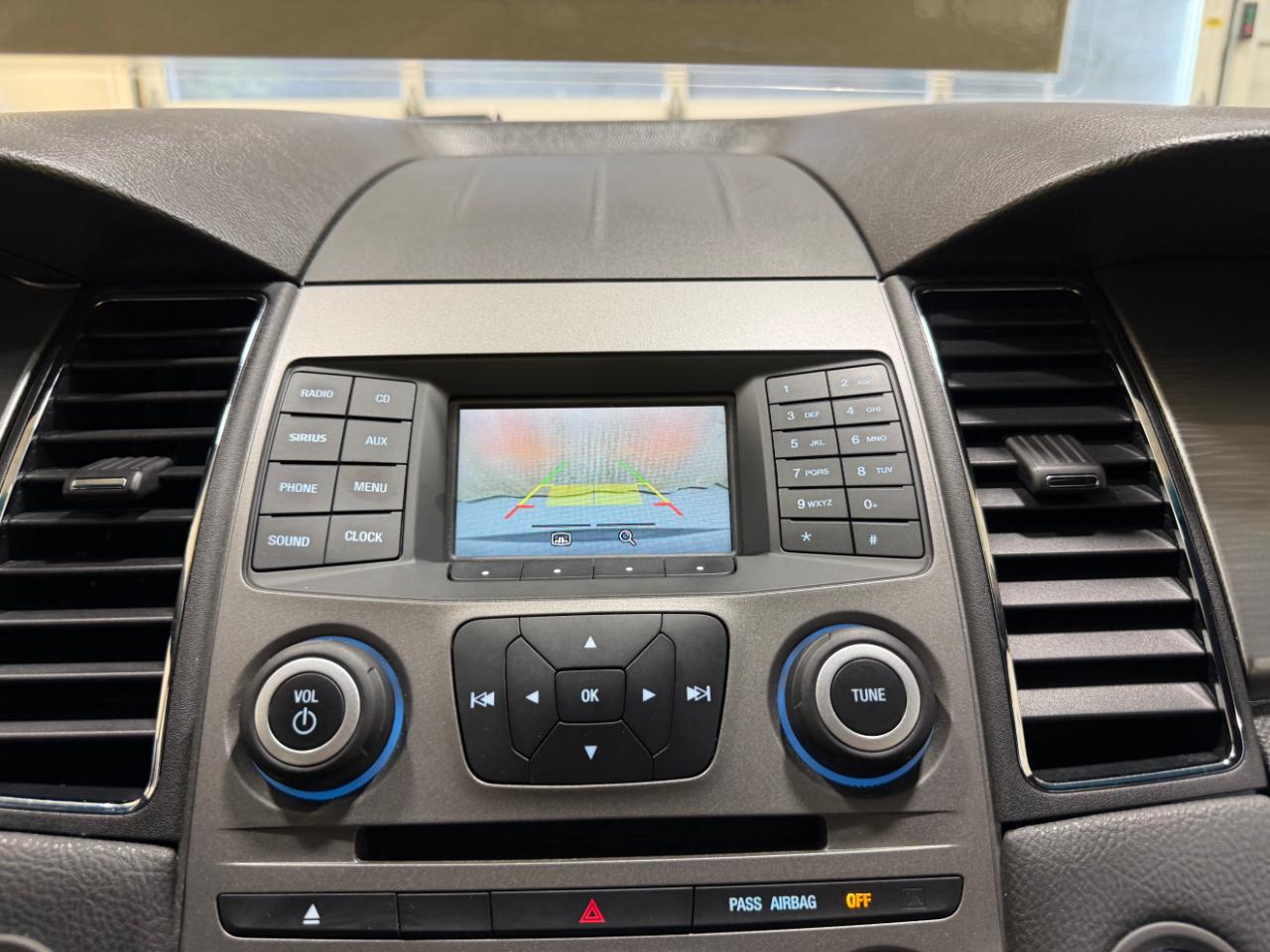 Ford Taurus SEL FWD 2018