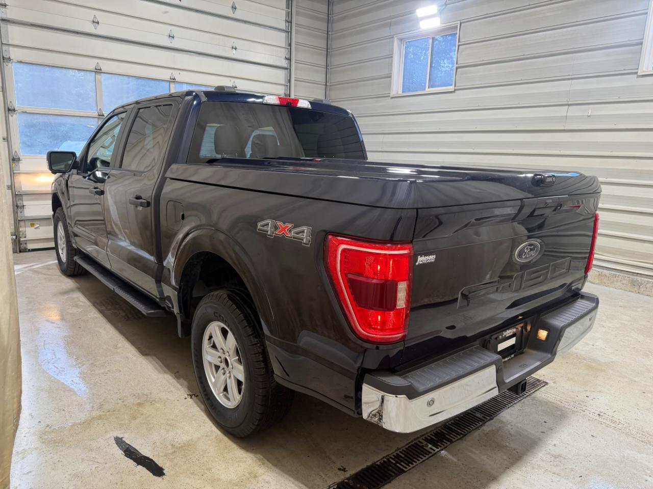 Ford F-150 XL 4WD SuperCrew 5.5' Box 2022